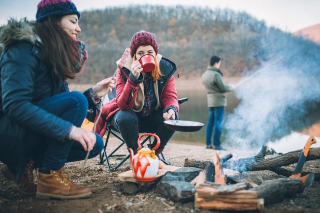 How to Stay Warm While Camping in Cold Weather How to Stay Warm While Camping in Cold Weather?
